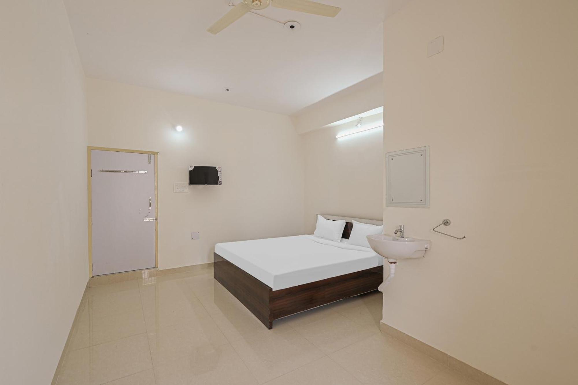 Hotel O Prateek A Residency Bhubaneswar Esterno foto