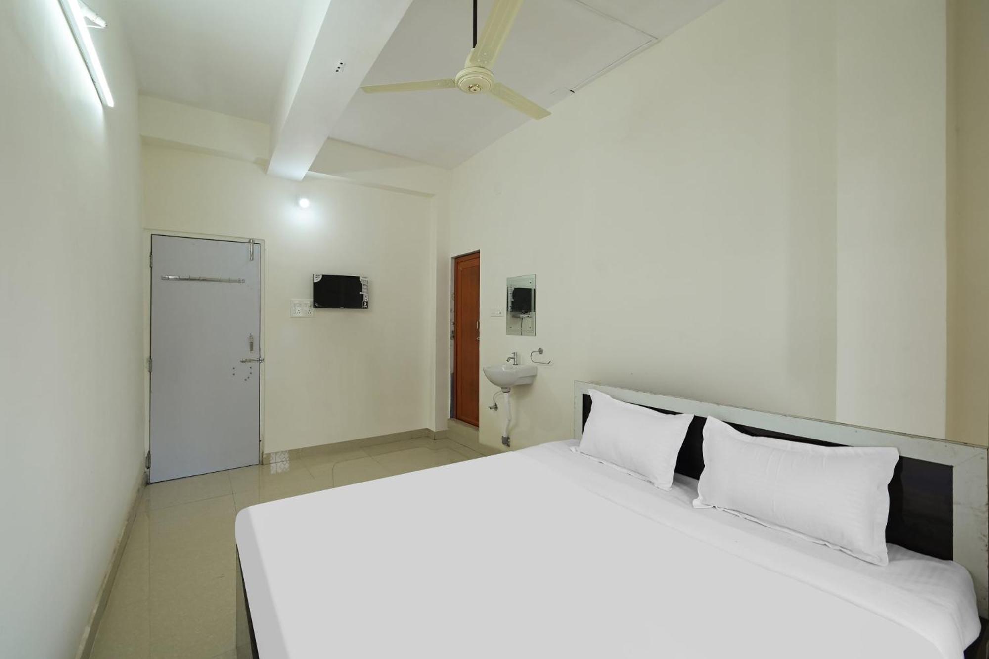 Hotel O Prateek A Residency Bhubaneswar Esterno foto